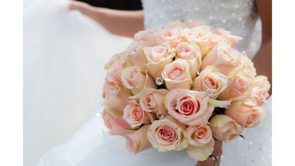 結婚式　ブーケ　バラ