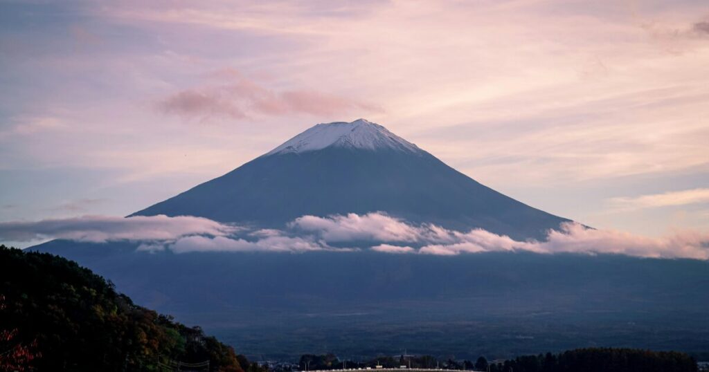 山梨県を代表する観光地、富士山の画像